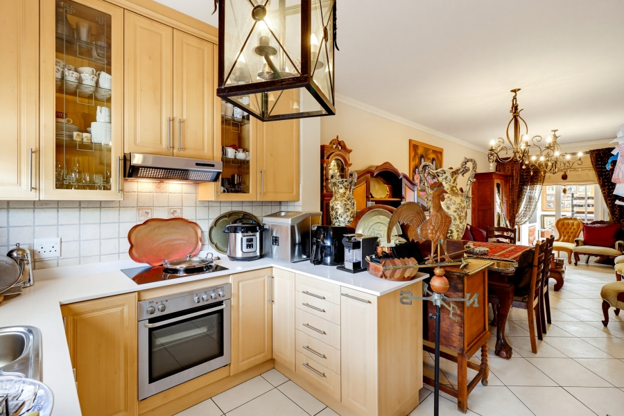 2 Bedroom Property for Sale in Harbour Island Western Cape